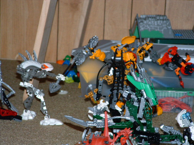 bionicle_moc_and_battle_2_001.jpg