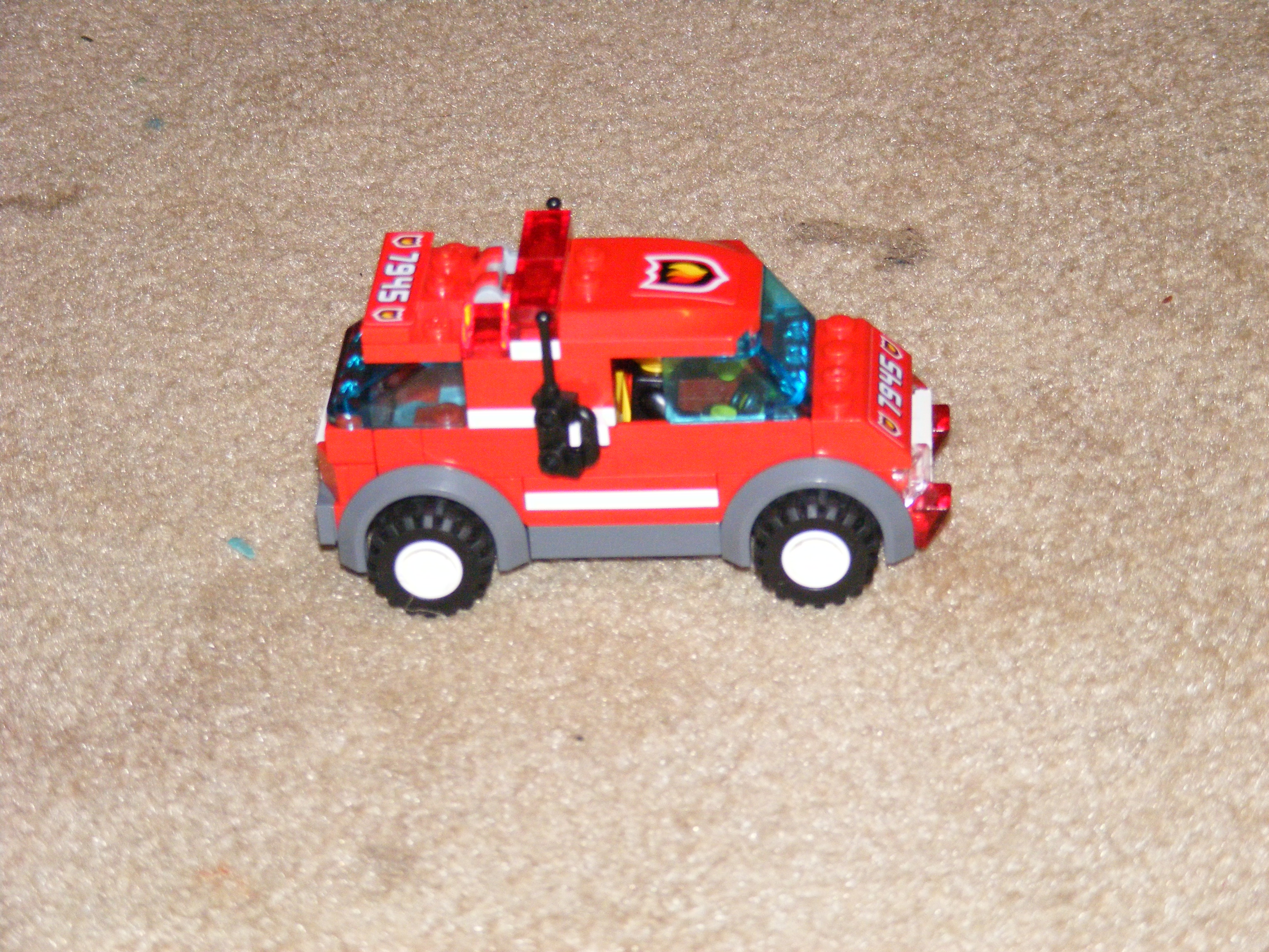 2008_0110paradandaccidentlego0130.jpg