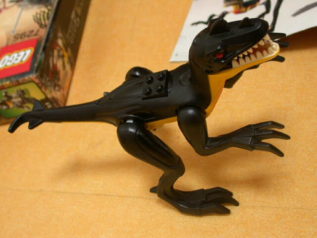 dinoattack0005.jpg