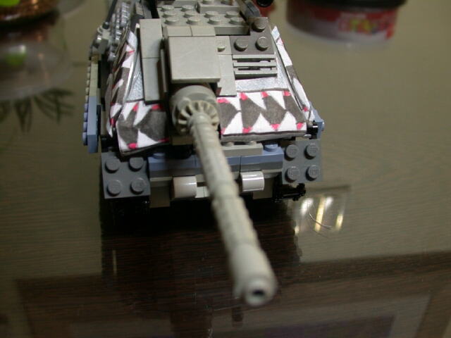 hetzerd0005.jpg