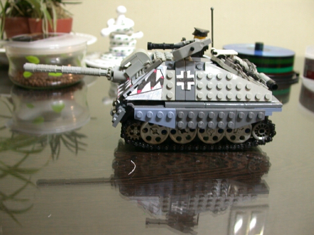 hetzerd0007.jpg