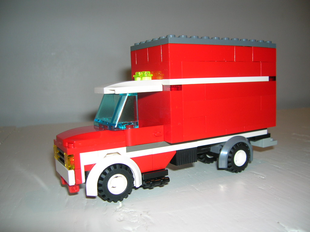 truck_red_cube3.jpg