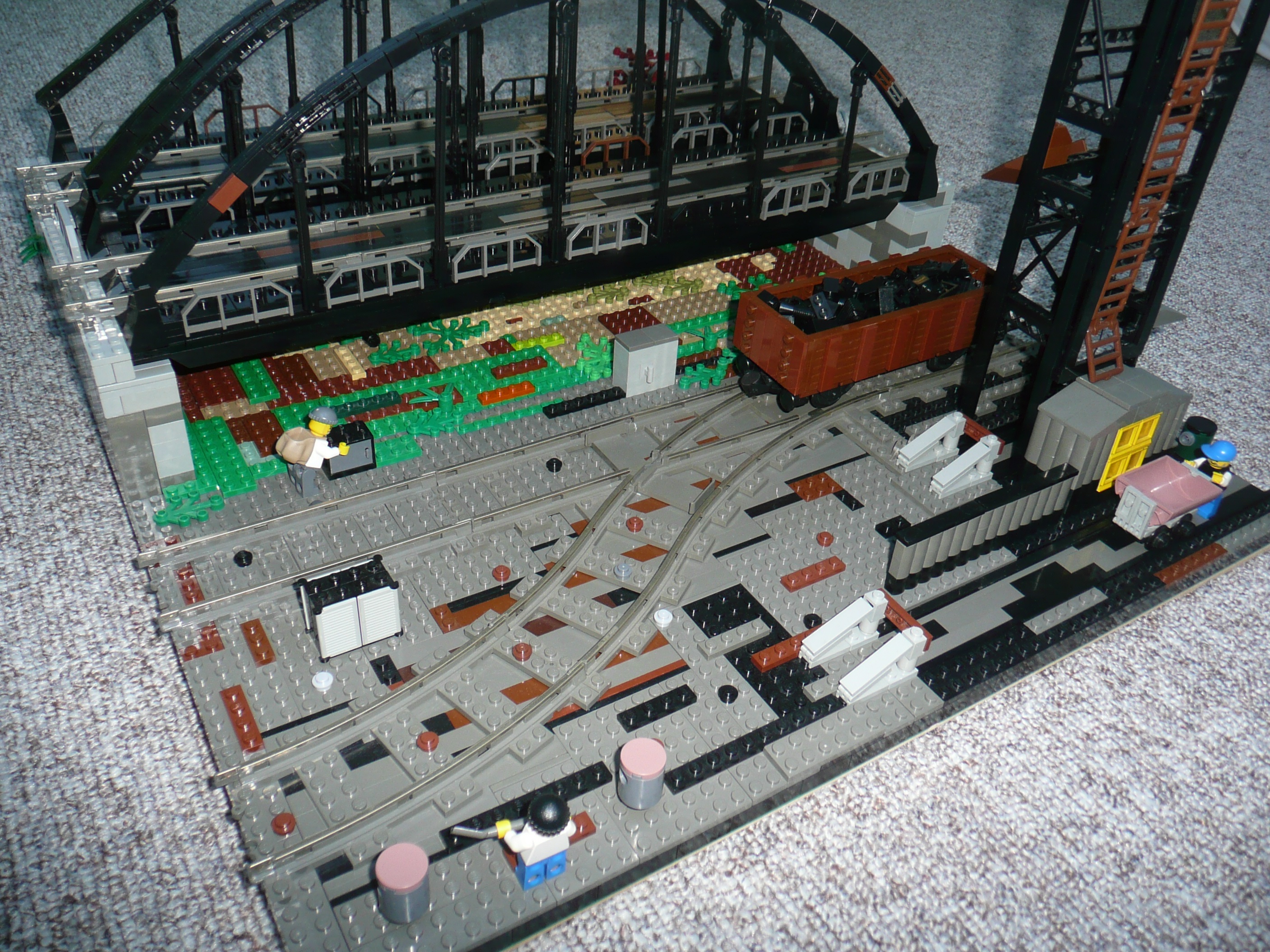 side6.jpg