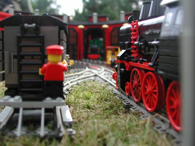 roundhouse06.jpg