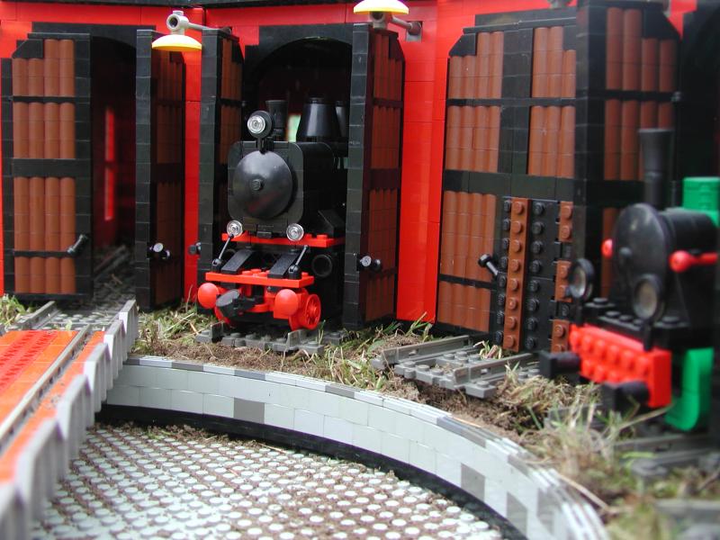 roundhouse11.jpg