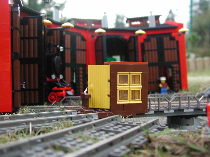 roundhouse12.jpg
