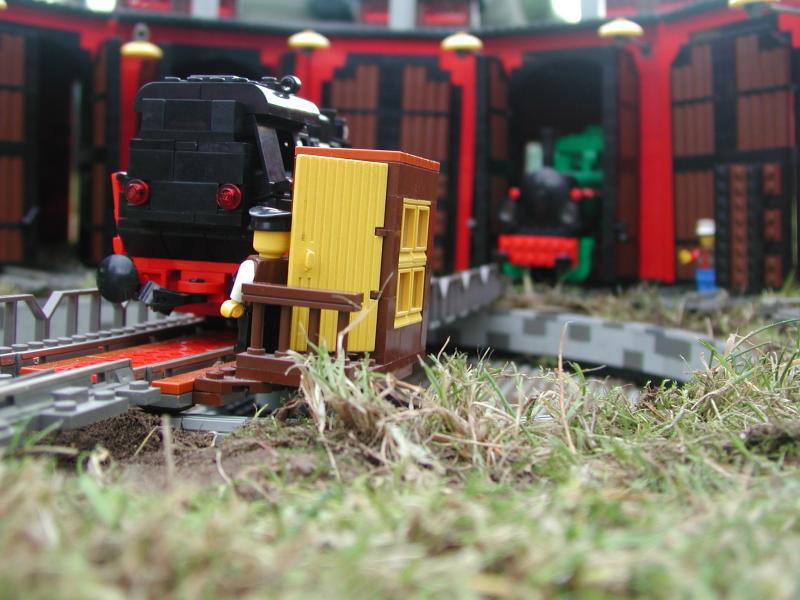 roundhouse15.jpg