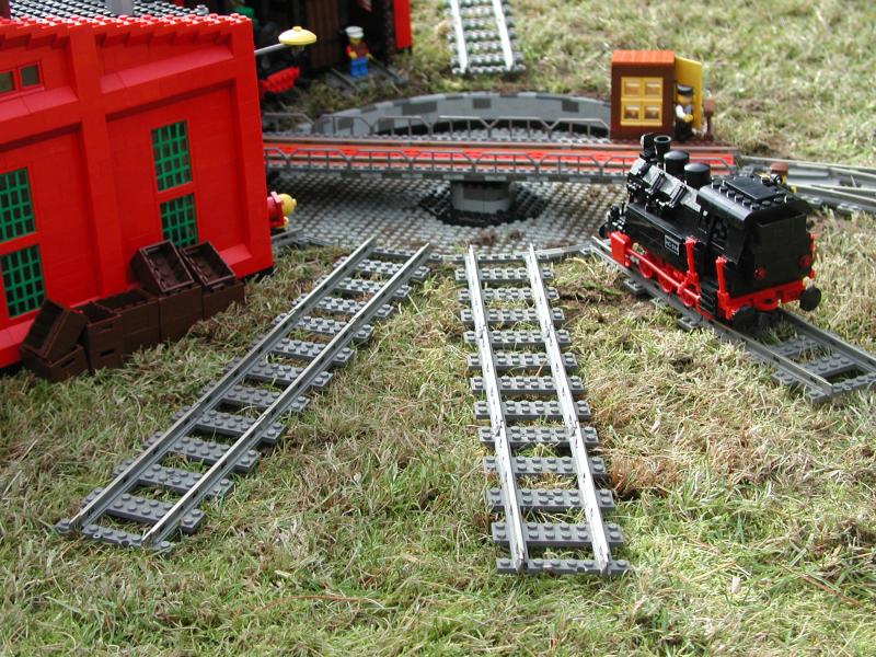 roundhouse18.jpg