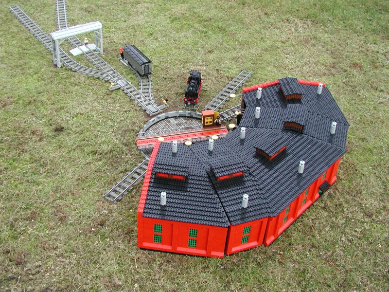 roundhouse22.jpg