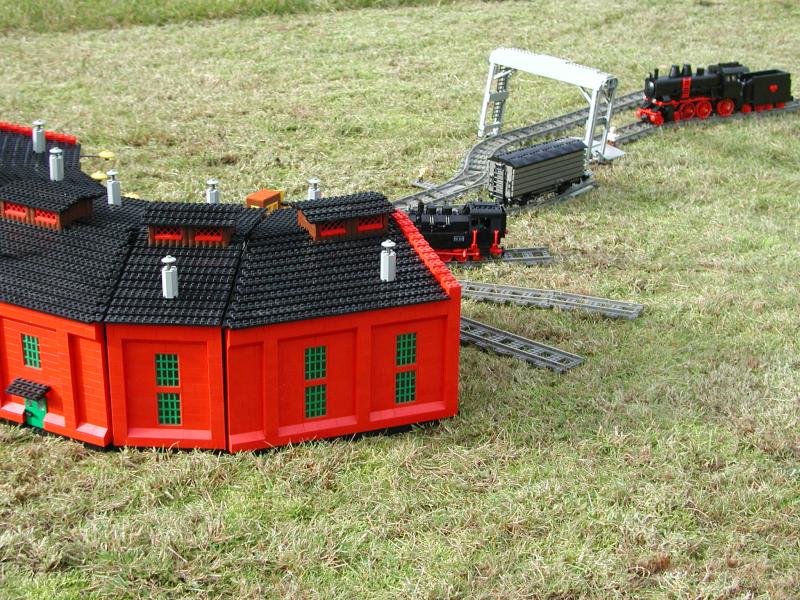 roundhouse23.jpg