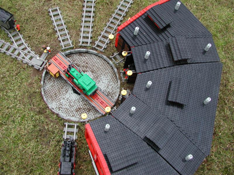 roundhouse26.jpg