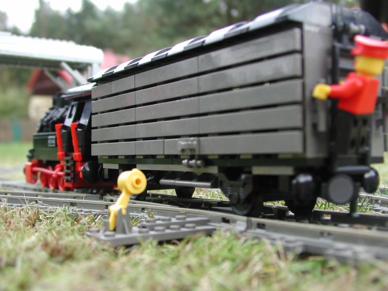 roundhouse27.jpg
