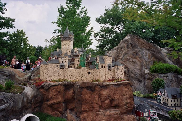 miniland20.jpg