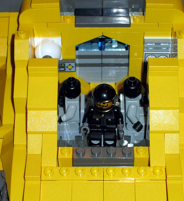 cortez28_cockpit1.jpg