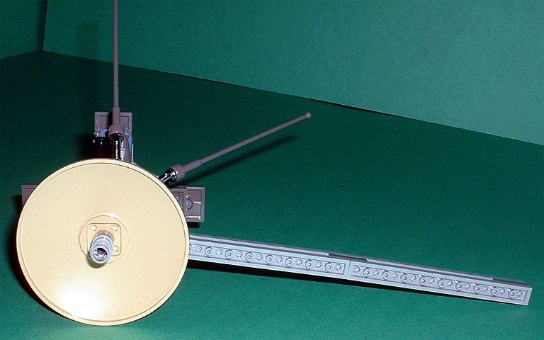 cassini07_maindish.jpg