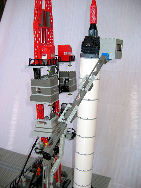 redstone04_pickerarm.jpg