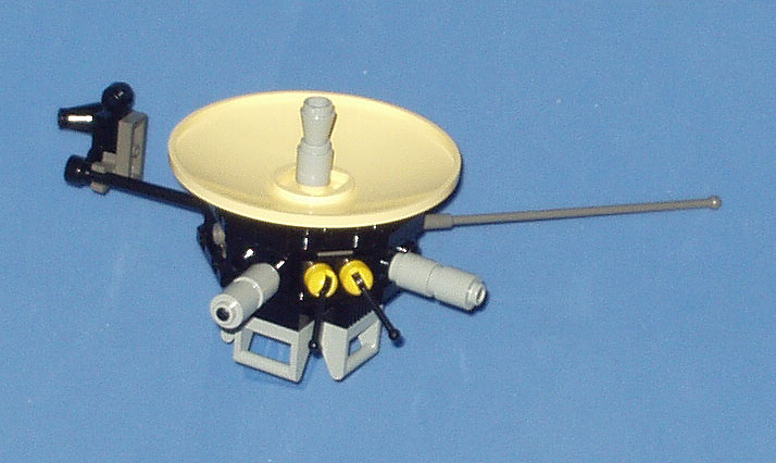voyager03_sideboomrtg.jpg