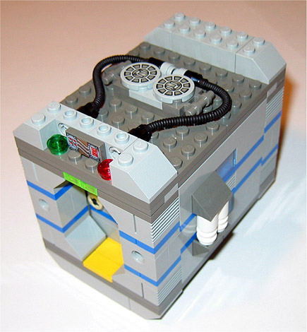 airlock02_strbrdqtr.jpg