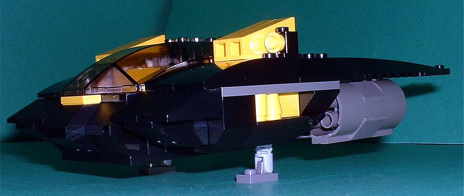 phantom07_portquarter.jpg