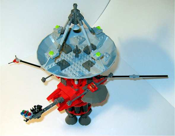 tau04_thrusterside.jpg