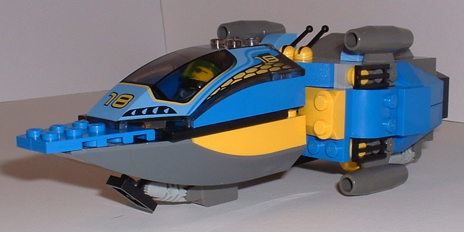 dasher08_portqtr.jpg