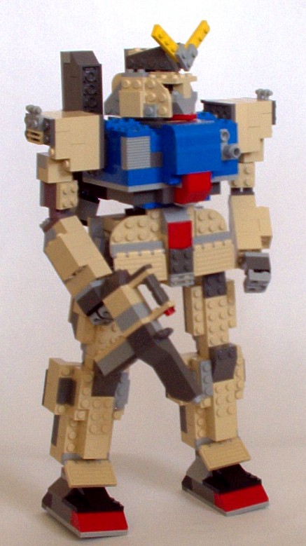 aaa_rx-79-desert_pose.jpg