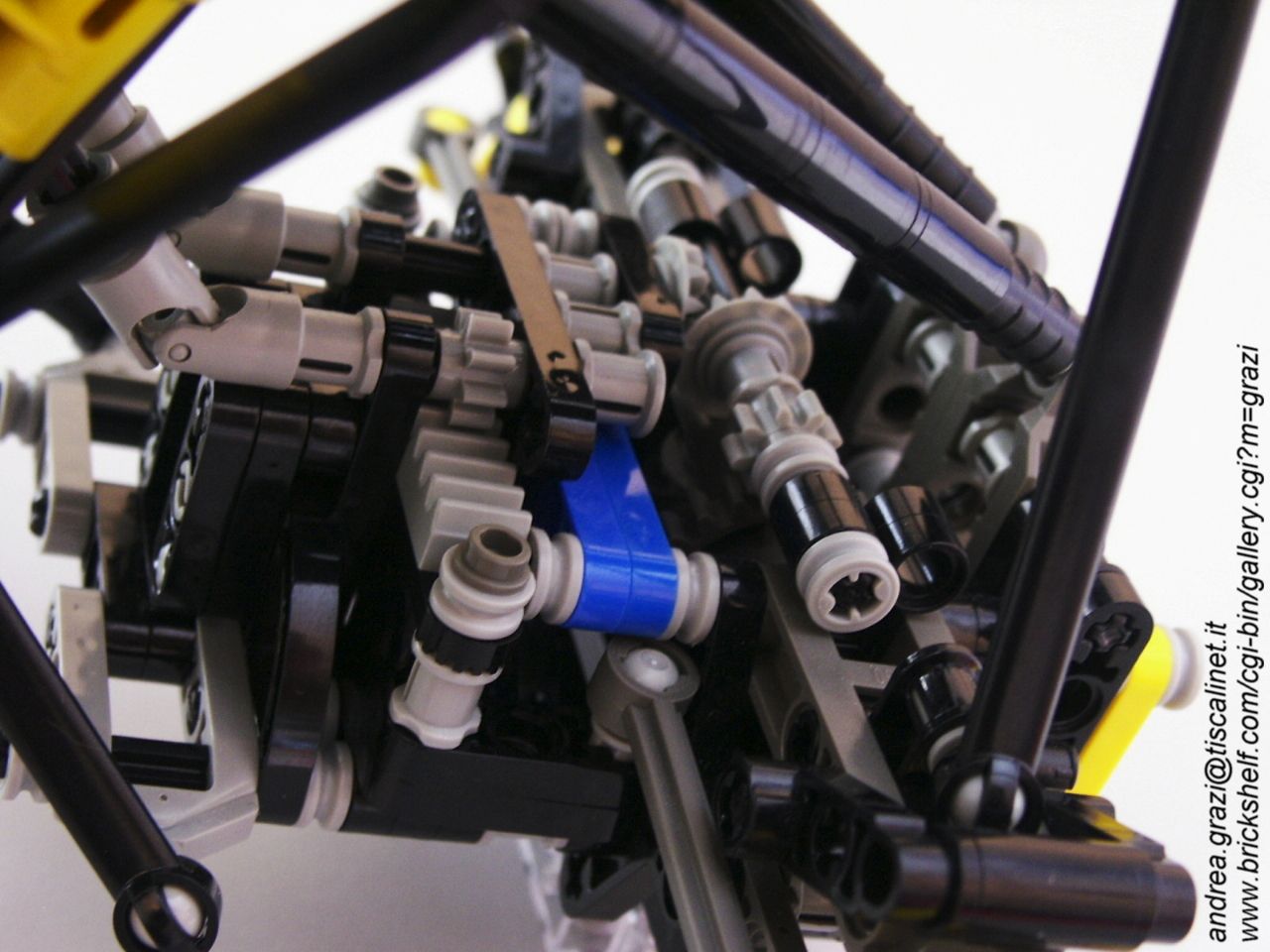 020-front-rear-steering.jpg