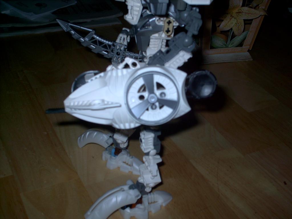 bionicle_mocs_003.jpg