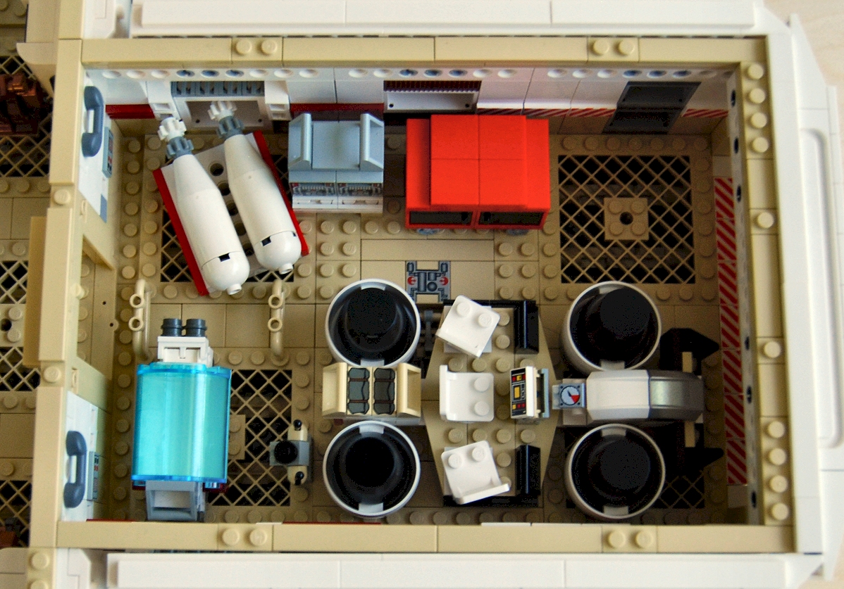 pathfinder-cargo-bay.jpg