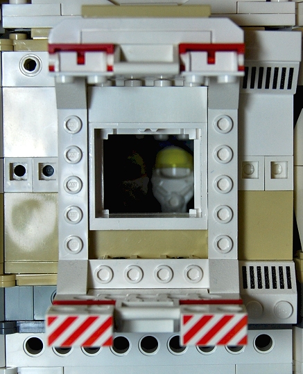pathfinder-escape-pod-detached-hatchway.jpg