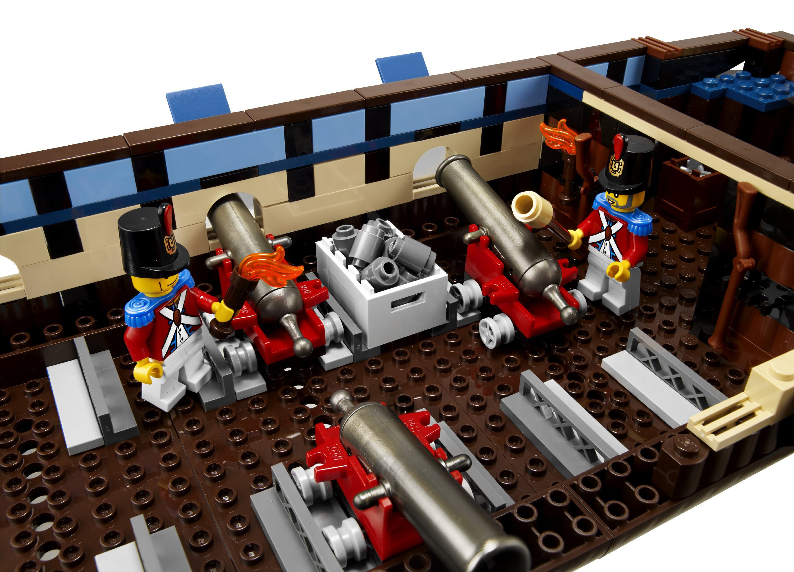 4_lego_10210_imperial_flagship_detail_hr.jpg