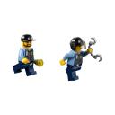 n_60008_minifigures_2.jpg
