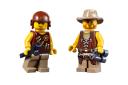 m_5884_minifigures.jpg
