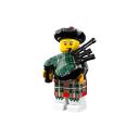 g2_8831_bagpiper_2.jpg