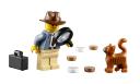m3_10246_minifigure_3.jpg