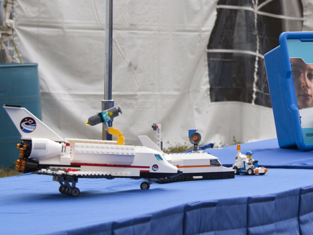 lego-shuttle-2_20101103114211_640_480.jpg