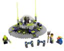 lego-ufo-aliens-110216-02.jpg