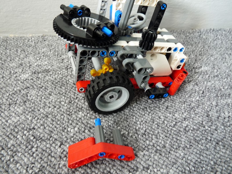 scraperinst083.jpg