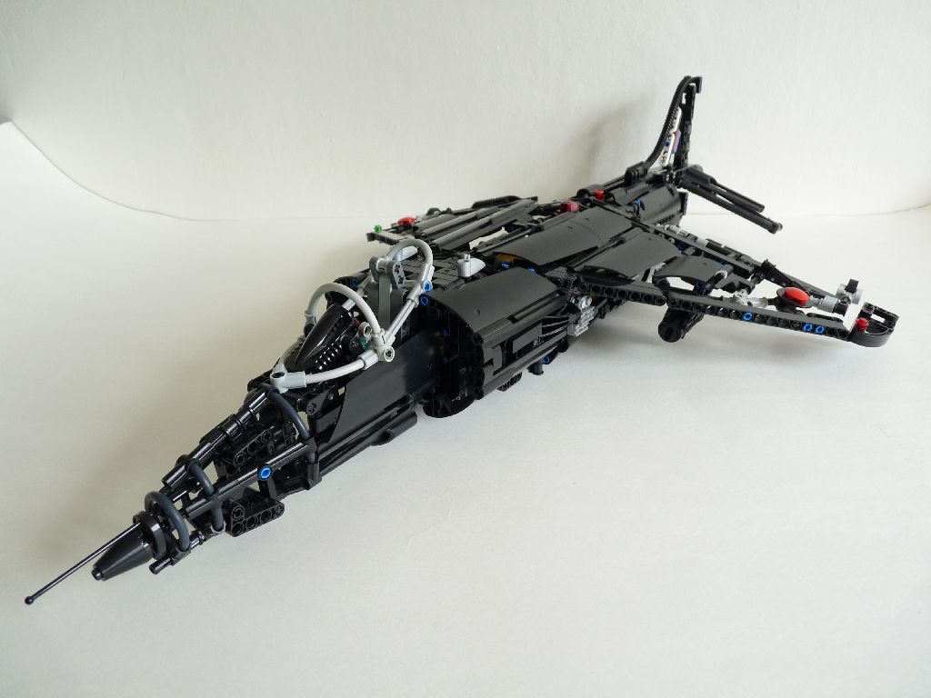harrier405.jpg