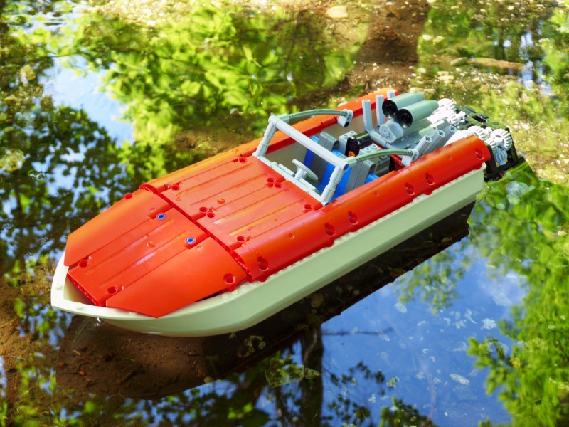 boat2.jpg