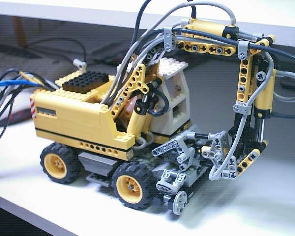 1_liebherr_900.jpg