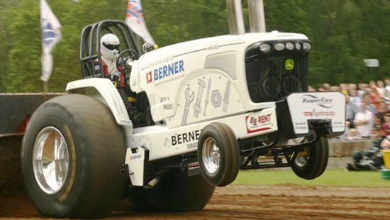truck-tractorpulling.jpg