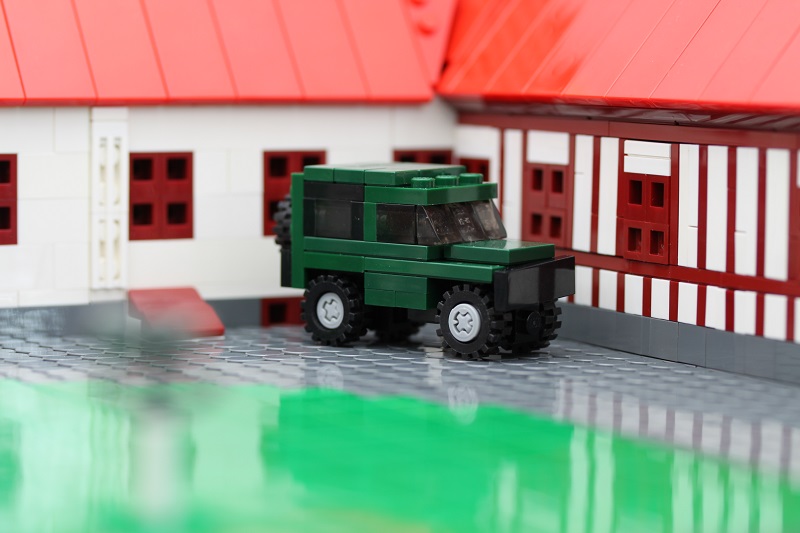 72_defender.jpg