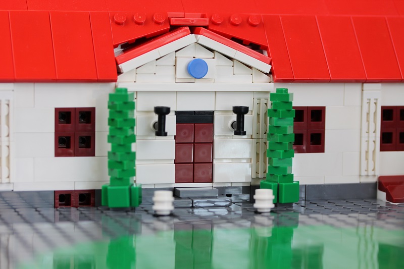 72_entrance.jpg