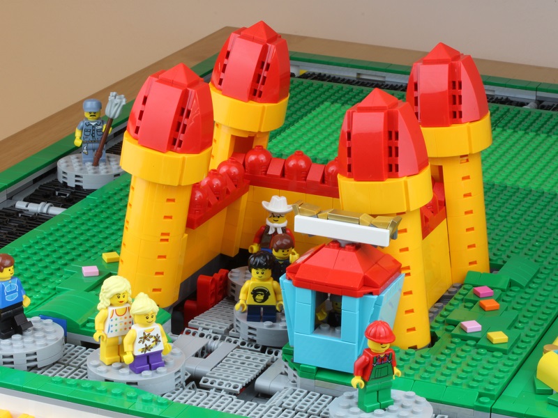 97_bouncy_castle.jpg