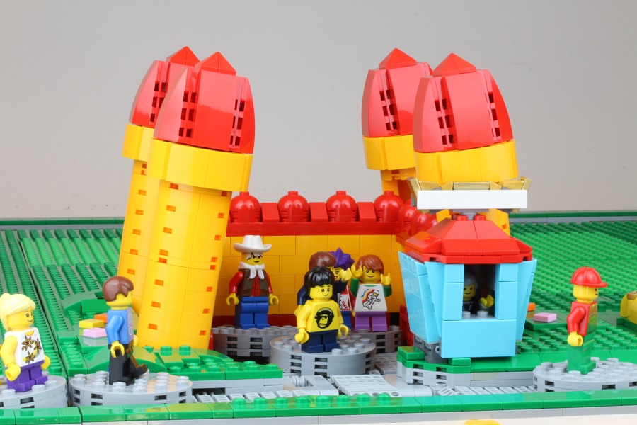 98_bouncy_castle.jpg