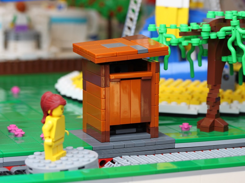 86_updated_outhouse.jpg