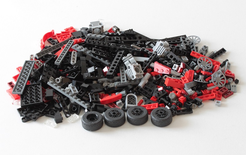 veyron_parts.jpg