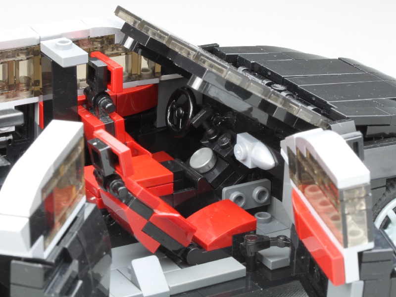 2interior.jpg