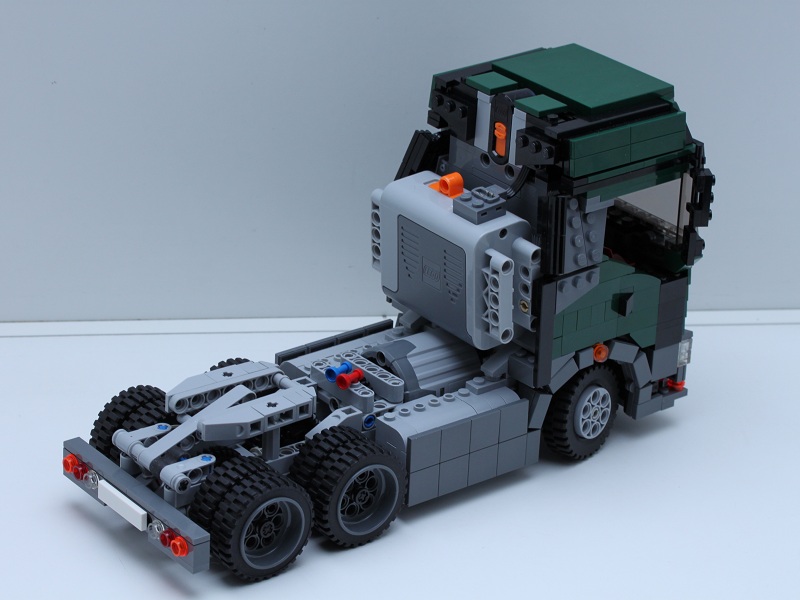 2rear.jpg
